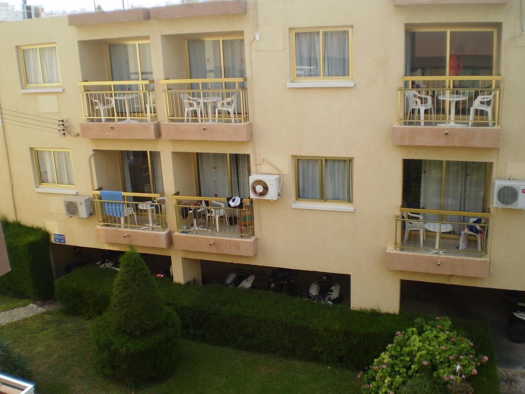Barbara Tourist Apartments Agia Napa Exterior foto